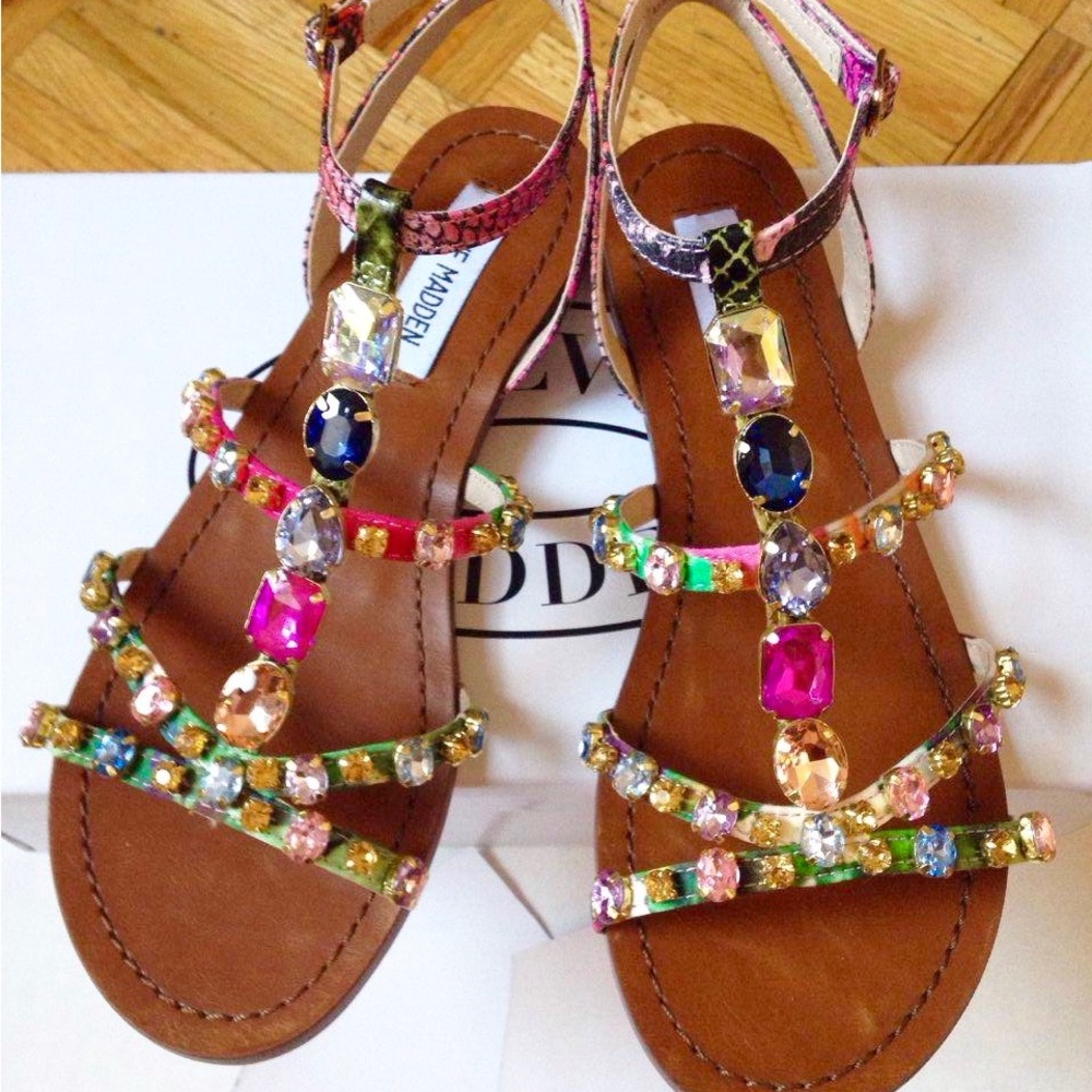 Brand New Steve Madden ‘Bizarre’ Jewelry Colorful Embellished Sandal Size 6.5